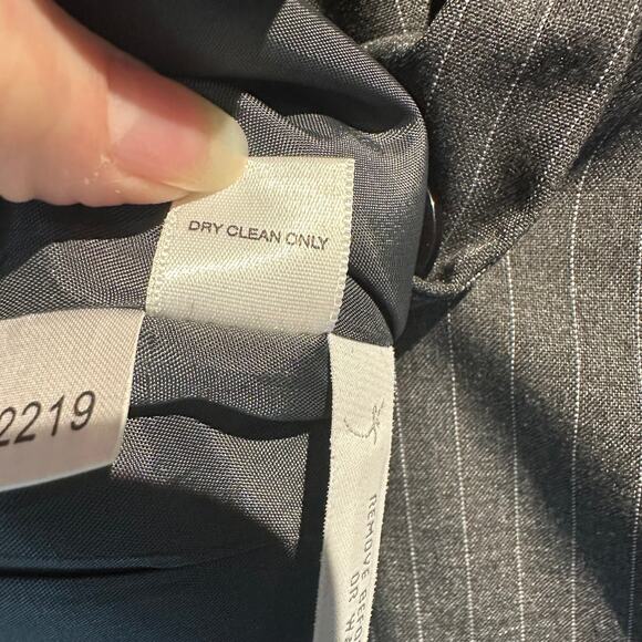 Ann Taylor Factory Store Size 2 Pinstriped Blazer Gray White Professional Office - Picture 6 of 9